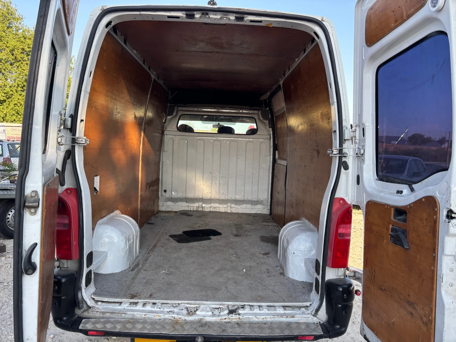 Renault Master 2.8 ТДИ - изображение 7