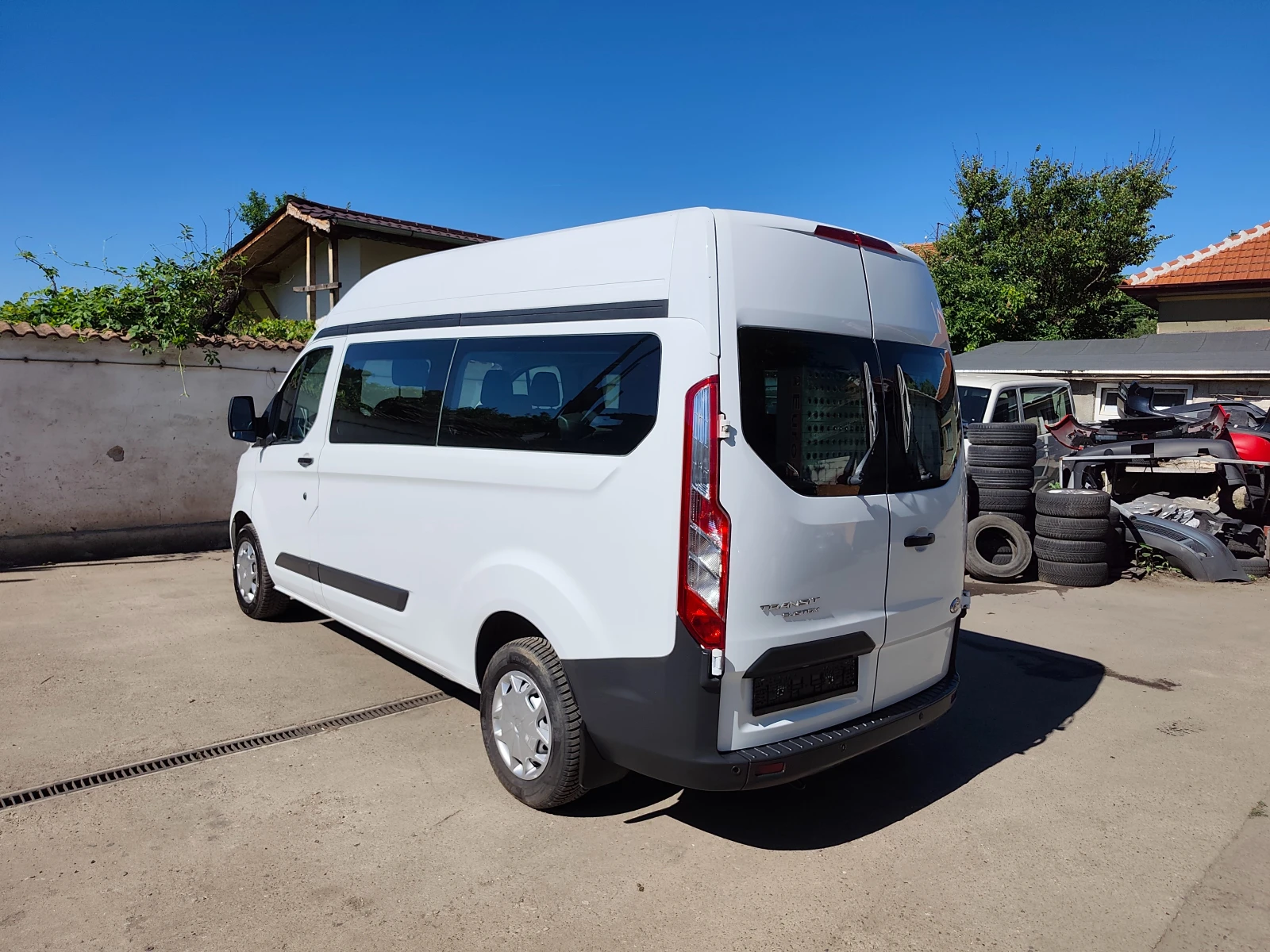 Ford Transit Custom 2.0TDCI 9 Местен, снимка 3 - Бусове и автобуси - 54701946