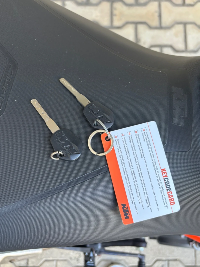 Ktm Duke 125 ABS, снимка 4 - Мотоциклети и мототехника - 53082543