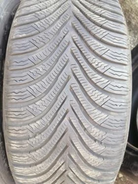 Гуми Зимни 225/50R17, снимка 3