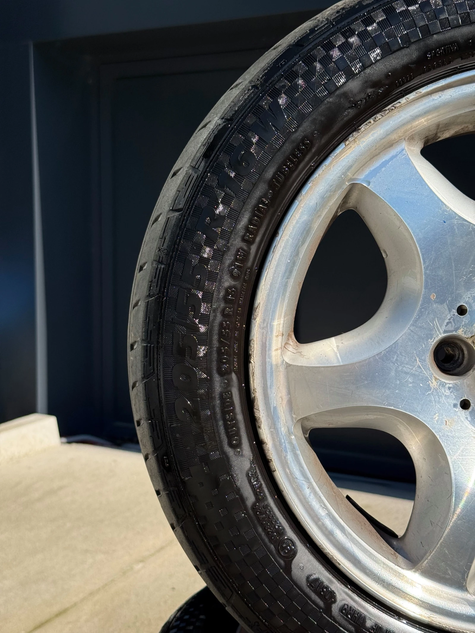 Гуми с джанти Други 205/55R16, снимка 2 - Гуми и джанти - 54681428