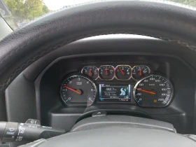 Chevrolet Silverado Бартер за по малък джип, снимка 7