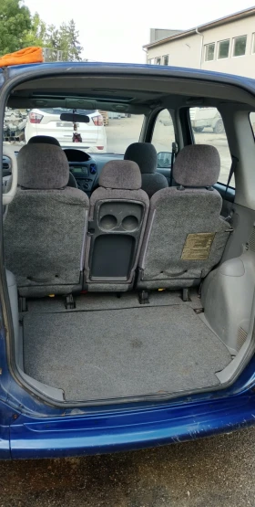 Toyota Yaris verso, снимка 15