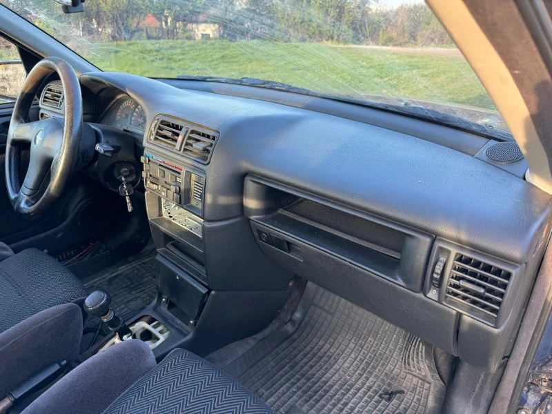 Opel Vectra Turbo 6 скорости LET Уникат, снимка 9 - Автомобили и джипове - 47737183