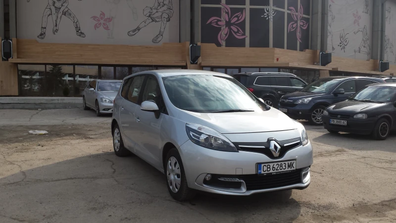 Renault Grand scenic 1.5dci 110 hp, снимка 2 - Автомобили и джипове - 48558393