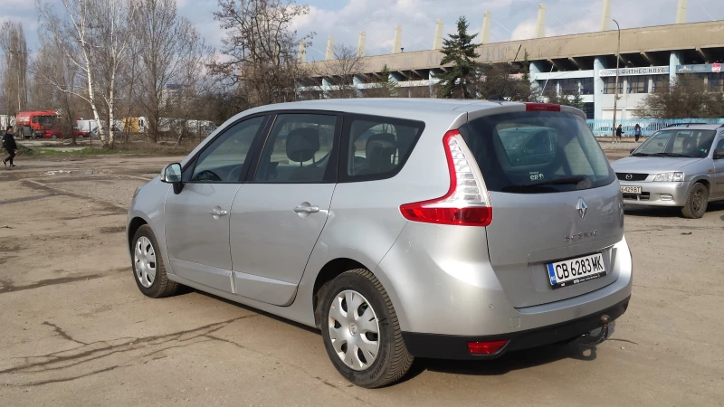 Renault Grand scenic 1.5dci 110 hp, снимка 4 - Автомобили и джипове - 48558393