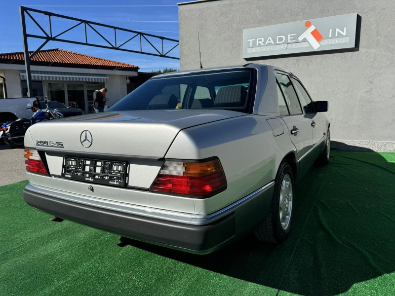 Mercedes-Benz 200 E 16, снимка 4 - Автомобили и джипове - 47506497