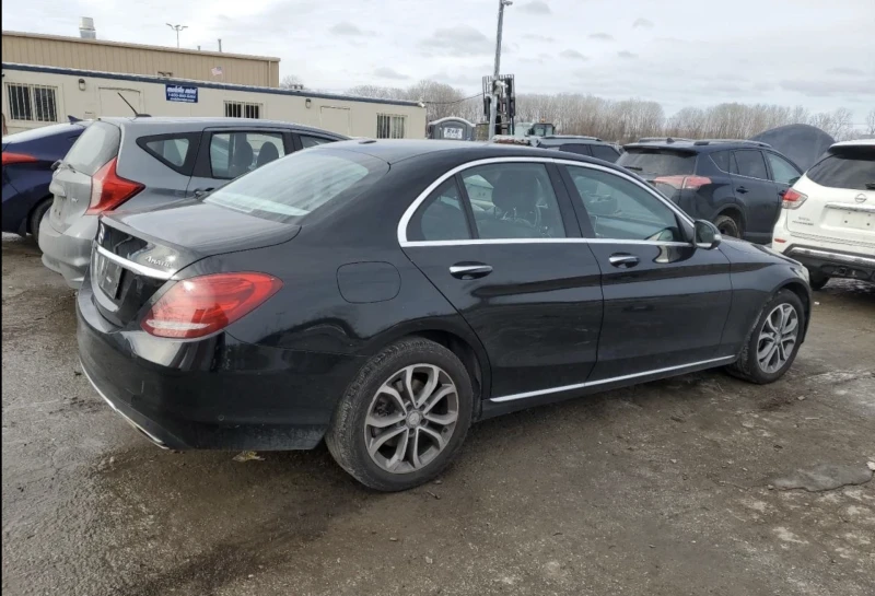 Mercedes-Benz C 300, снимка 5 - Автомобили и джипове - 48976113