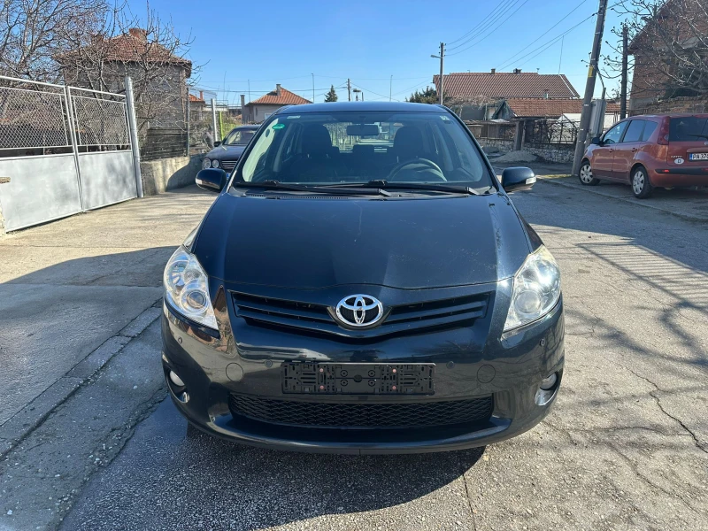 Toyota Auris, снимка 2 - Автомобили и джипове - 49086661