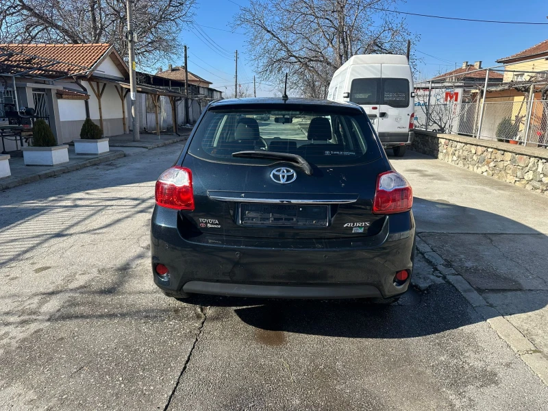 Toyota Auris, снимка 4 - Автомобили и джипове - 49086661