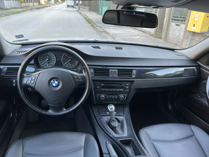 BMW 320, снимка 8 - Автомобили и джипове - 49131193