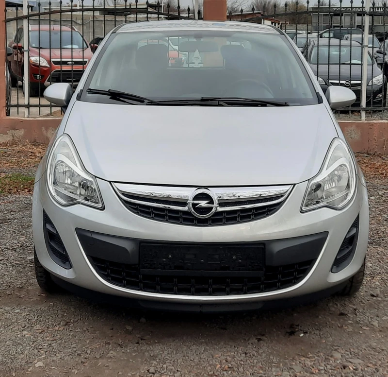 Opel Corsa 1.4i AUTOMAT, снимка 1 - Автомобили и джипове - 49272921