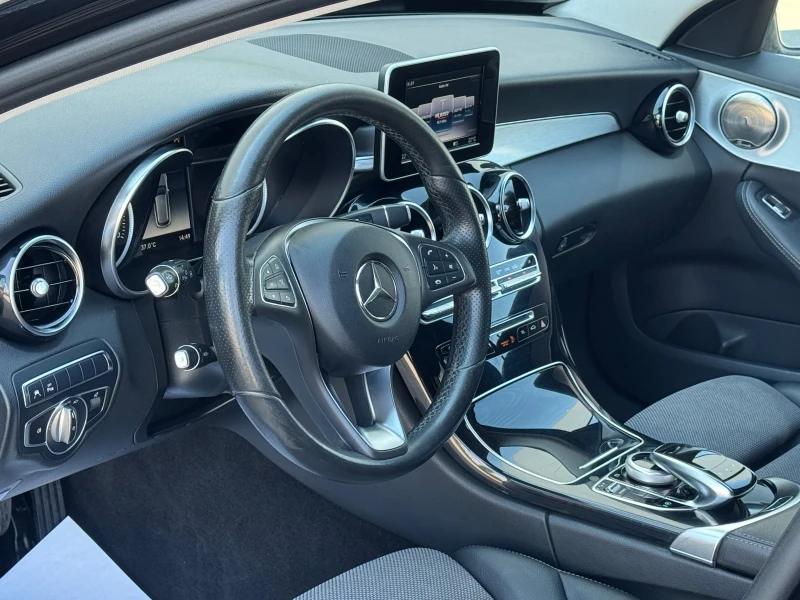 Mercedes-Benz C 220 2.2d-9G-TRONIC-4MATIC-КОЖА-НАВИ-КАМЕРА-LED-УНИКАТ!, снимка 10 - Автомобили и джипове - 51023826
