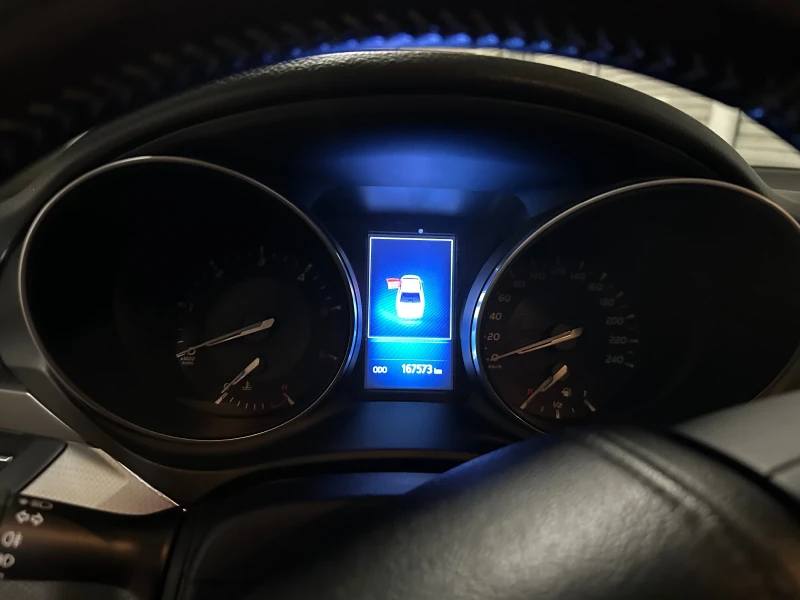 Toyota Avensis T27, снимка 9 - Автомобили и джипове - 52202359