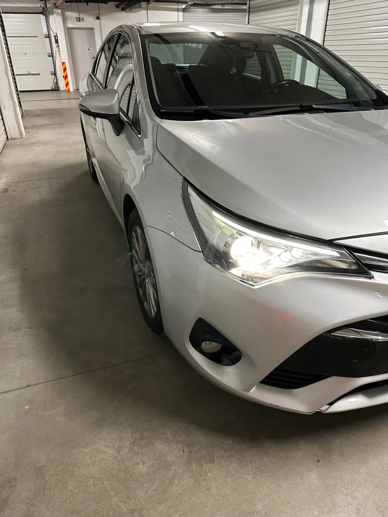 Toyota Avensis T27, снимка 2 - Автомобили и джипове - 52202359