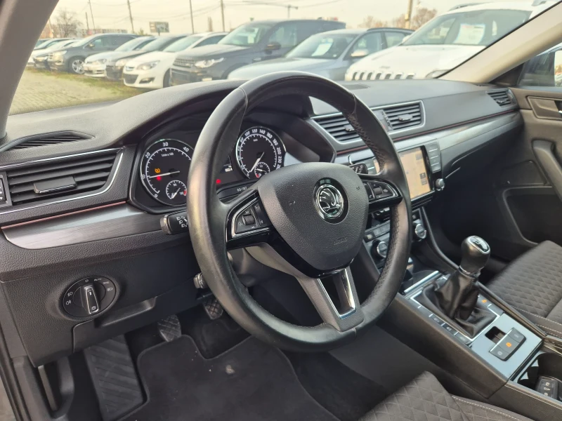 Skoda Superb 2.0 d-190k.s.NAVI, снимка 7 - Автомобили и джипове - 52438603