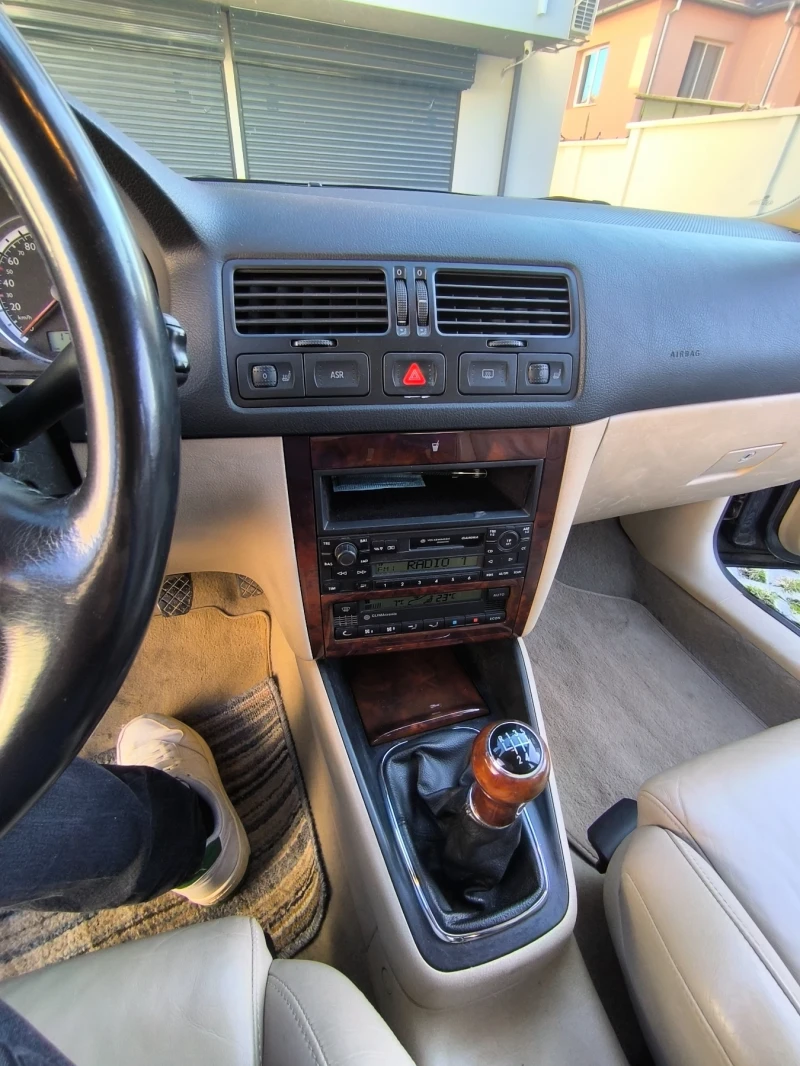 VW Bora, снимка 11 - Автомобили и джипове - 52772972