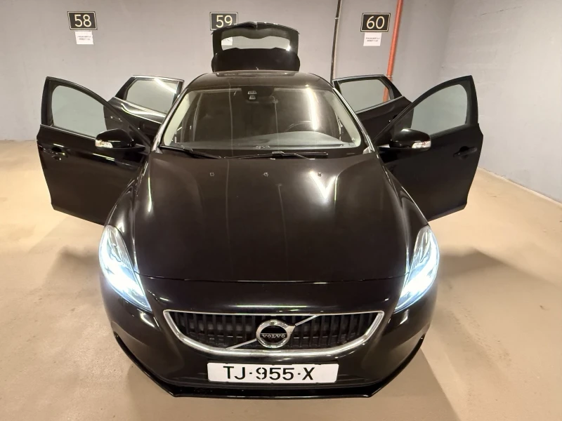 Volvo V40 D2, снимка 6 - Автомобили и джипове - 52840594