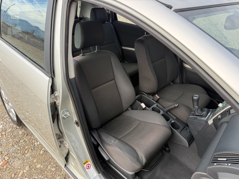 Toyota Corolla verso 2.0D4D 116к.с./Темпомат/Климатроник/Лизинг, снимка 11 - Автомобили и джипове - 53065062