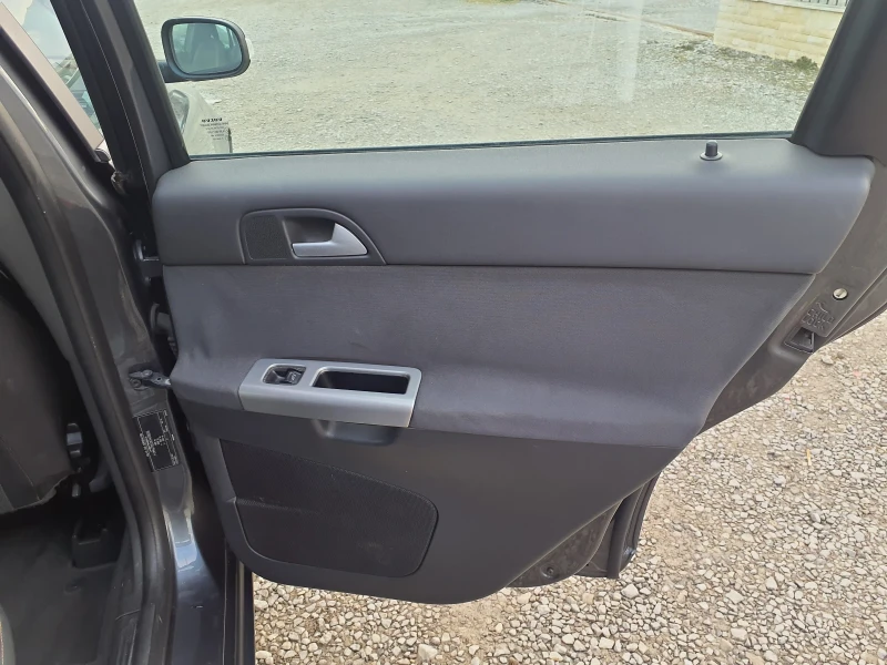 Volvo V50 1.6HDI 110 к.с , снимка 8 - Автомобили и джипове - 53143470