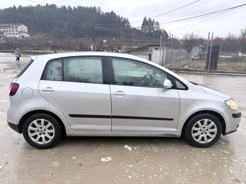 VW Golf Plus, снимка 2 - Автомобили и джипове - 53236211