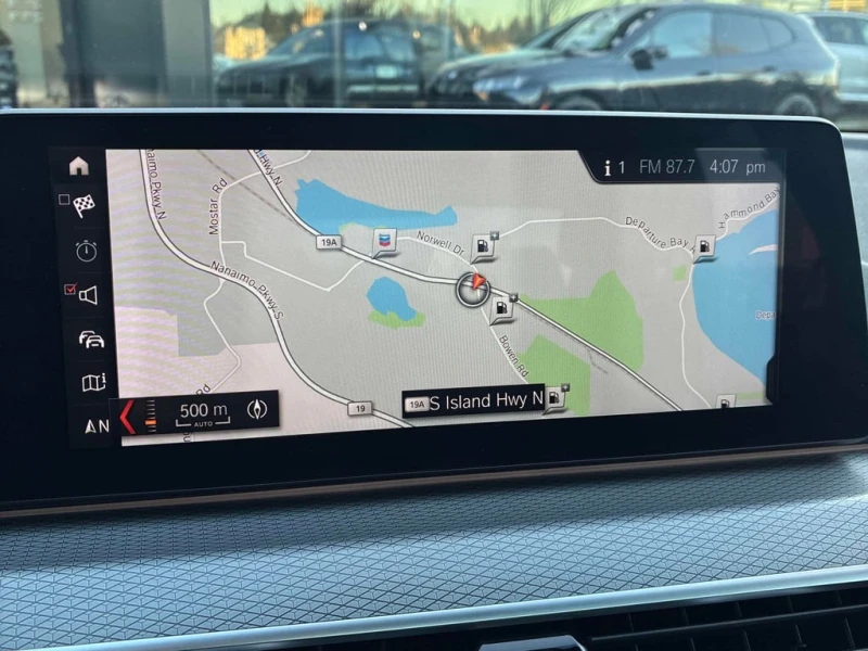 BMW 530 * xDrive * CARFAX * ПОДГРЕВ* 360 КАМЕРИ* , снимка 10 - Автомобили и джипове - 53238995