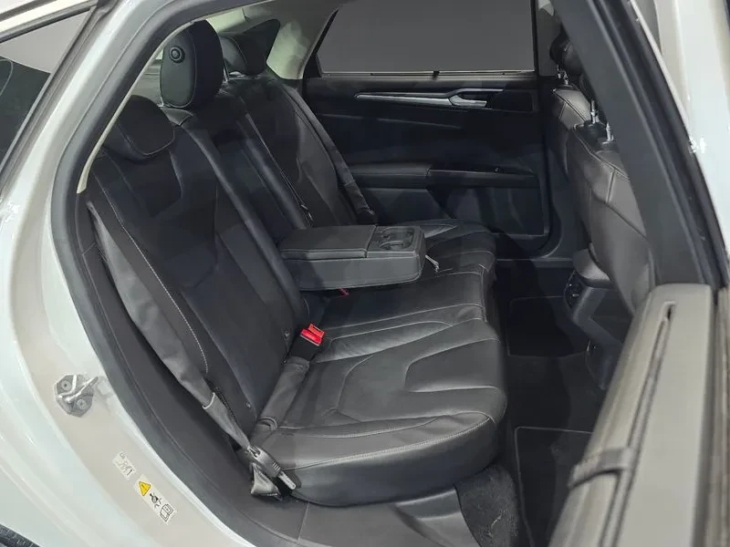 Ford Mondeo, снимка 12 - Автомобили и джипове - 52834484