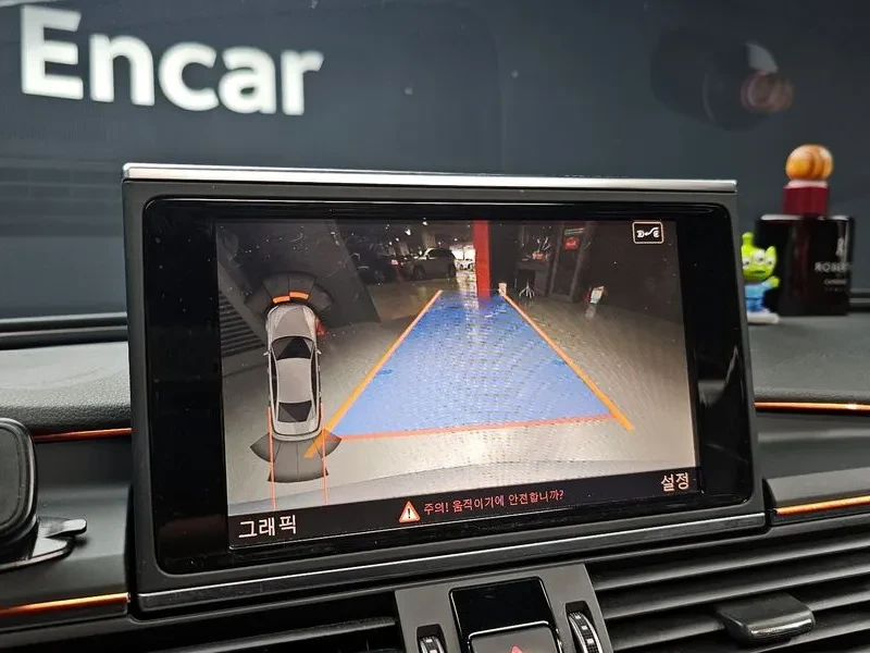 Audi A6 2.0 TDI, снимка 15 - Автомобили и джипове - 54147948