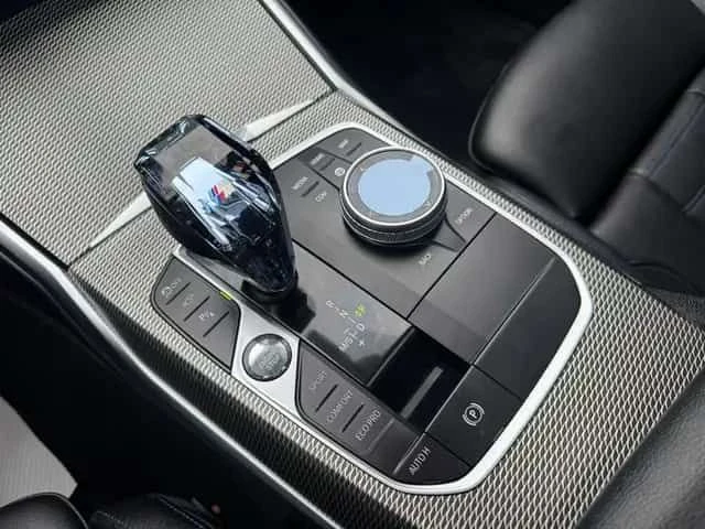 BMW 340 Heads Up * 360 * ПОДГРЕВИ * ШИБИДАХ * CARFAX, снимка 17 - Автомобили и джипове - 54416327