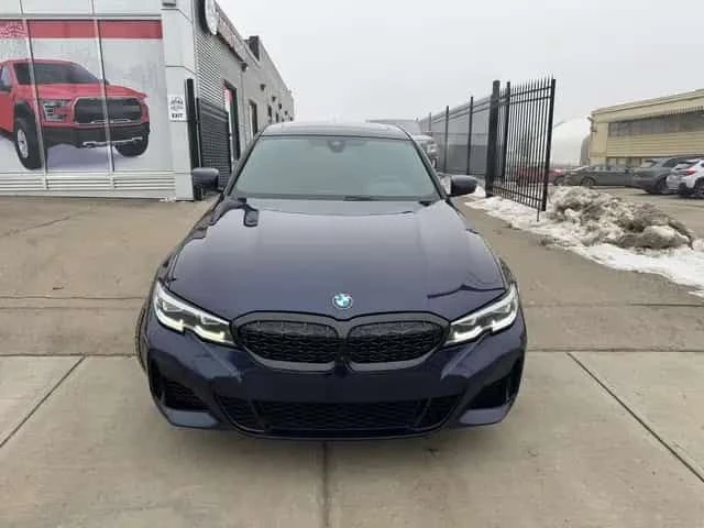 BMW 340 Heads Up * 360 * ПОДГРЕВИ * ШИБИДАХ * CARFAX, снимка 2 - Автомобили и джипове - 54416327