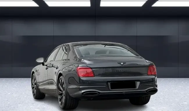 Bentley Flying Spur Speed V8 Hybrid = Night Vision = Гаранция, снимка 3 - Автомобили и джипове - 55486229