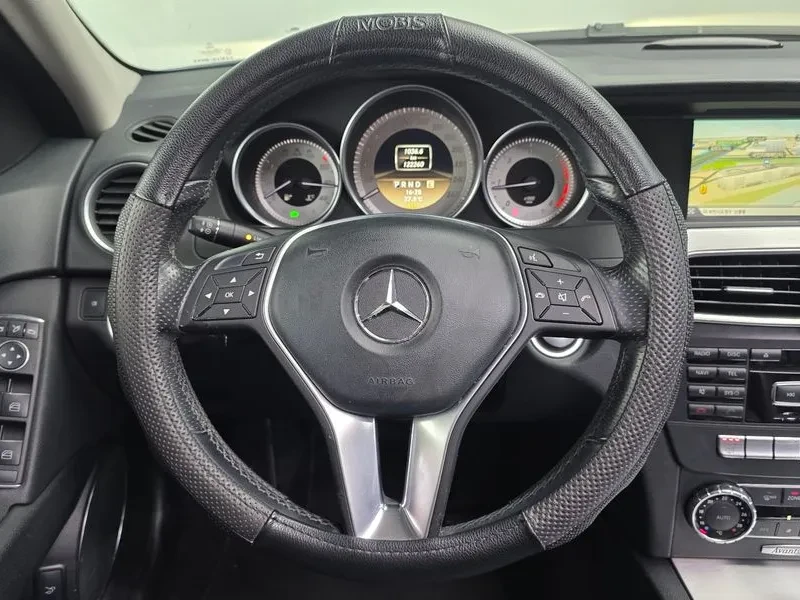Mercedes-Benz C 220 CDI - САМО 30% АВАНС!, снимка 13 - Автомобили и джипове - 55986498