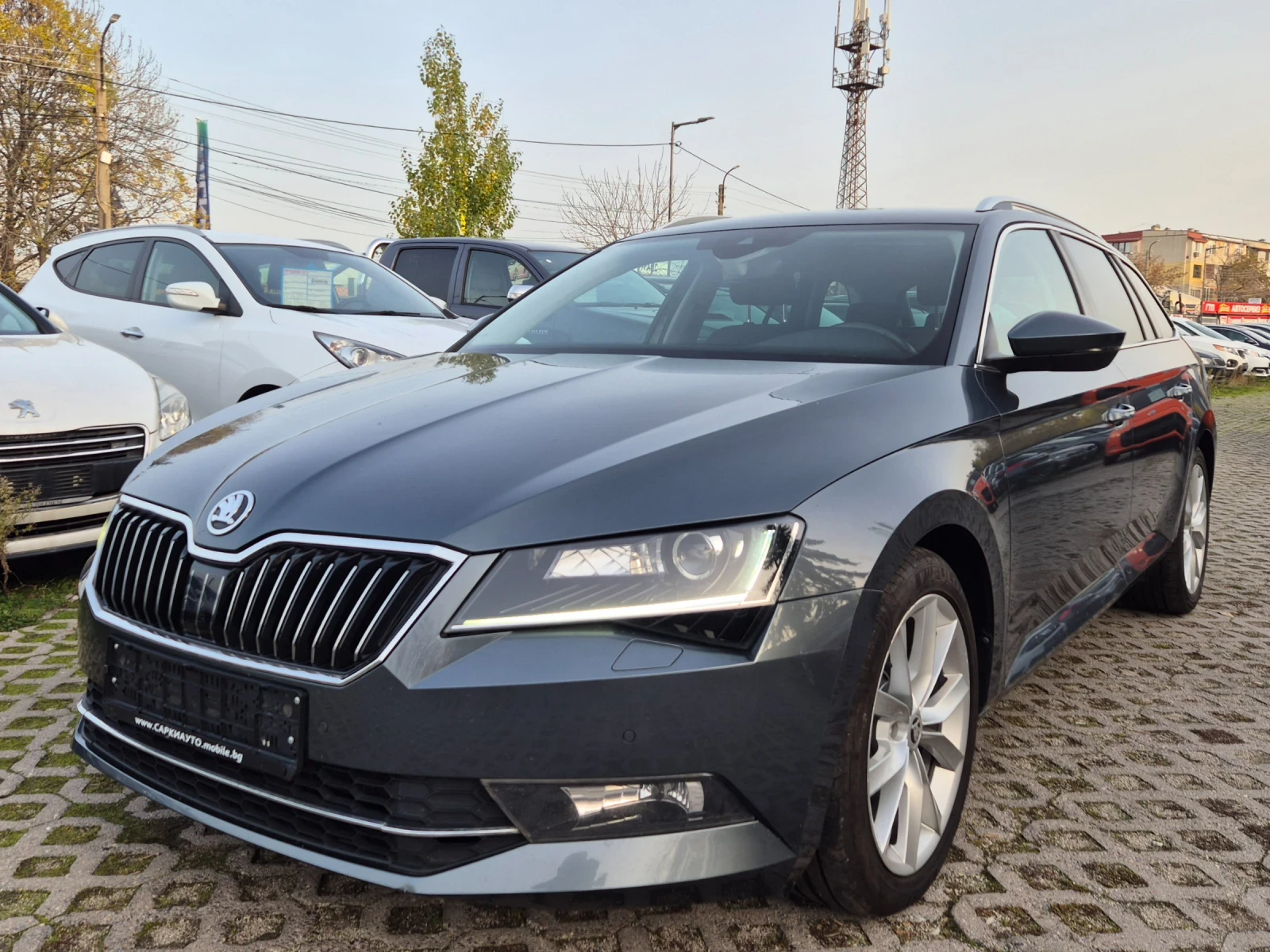 Skoda Superb 2.0 d-190k.s.NAVI, снимка 1