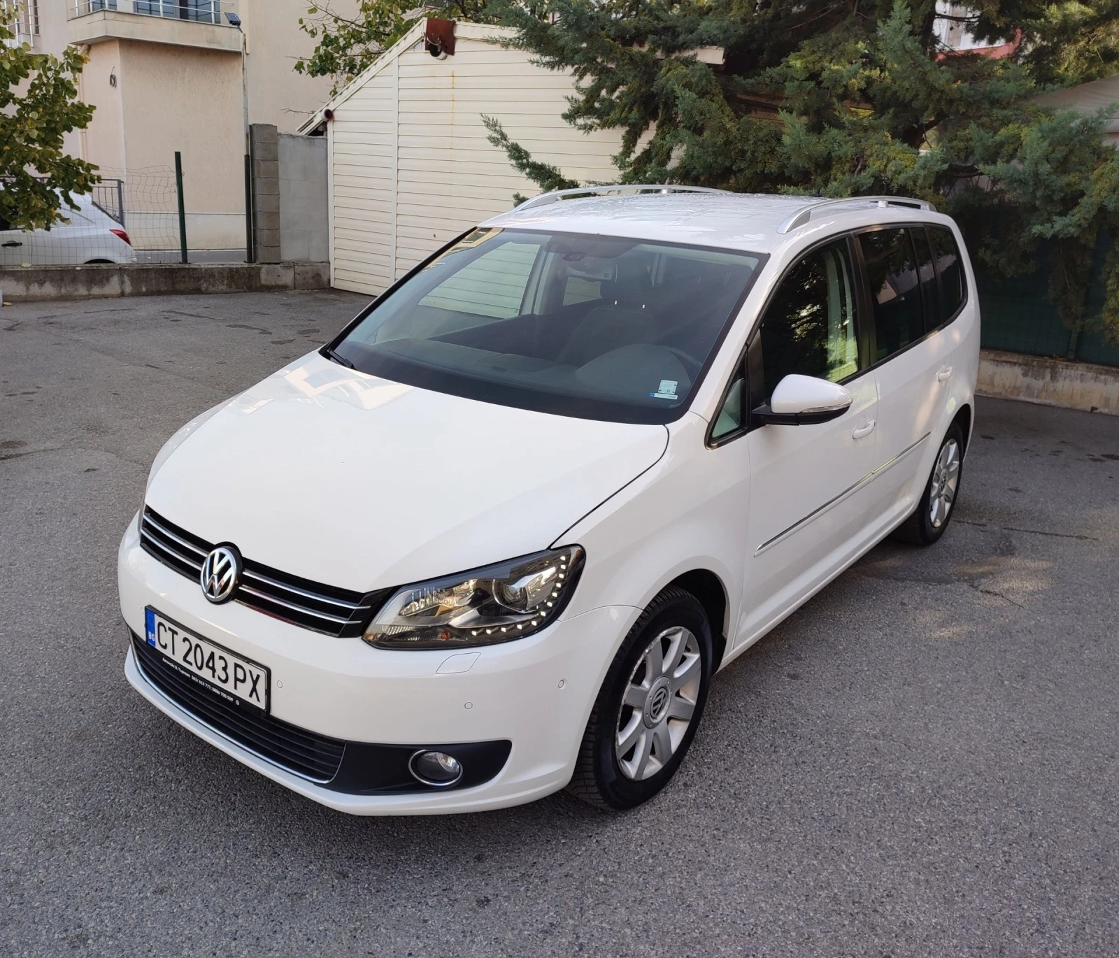 VW Touran 2.0 DSG - изображение 3