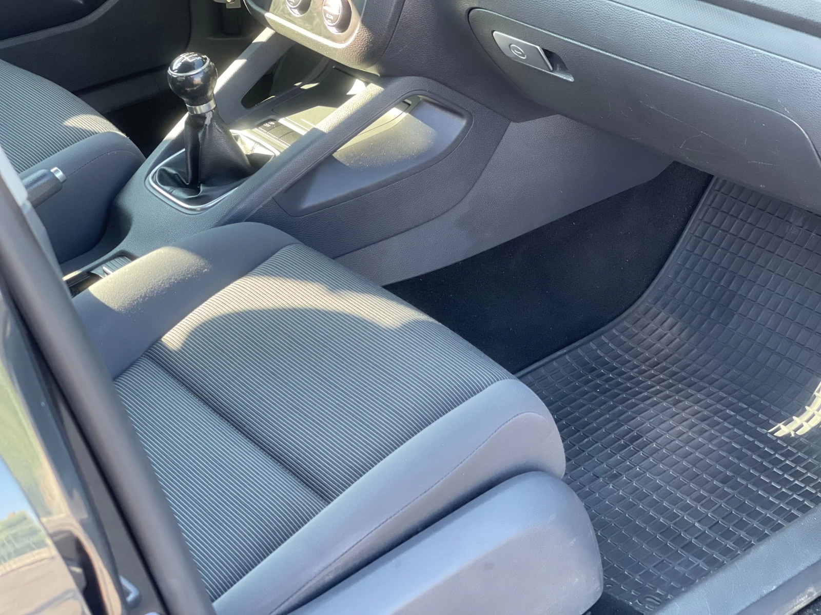 VW Golf 1.4i  | Mobile.bg   13