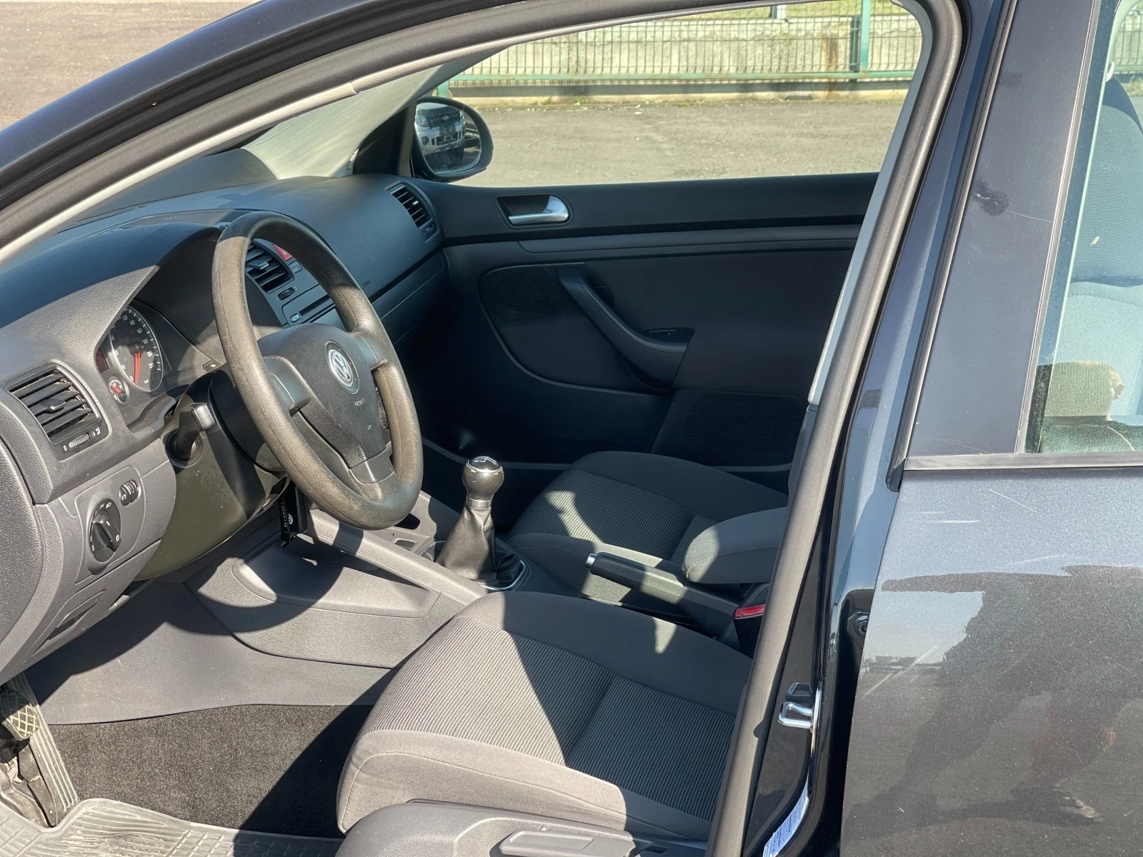 VW Golf 1.4i  | Mobile.bg   15