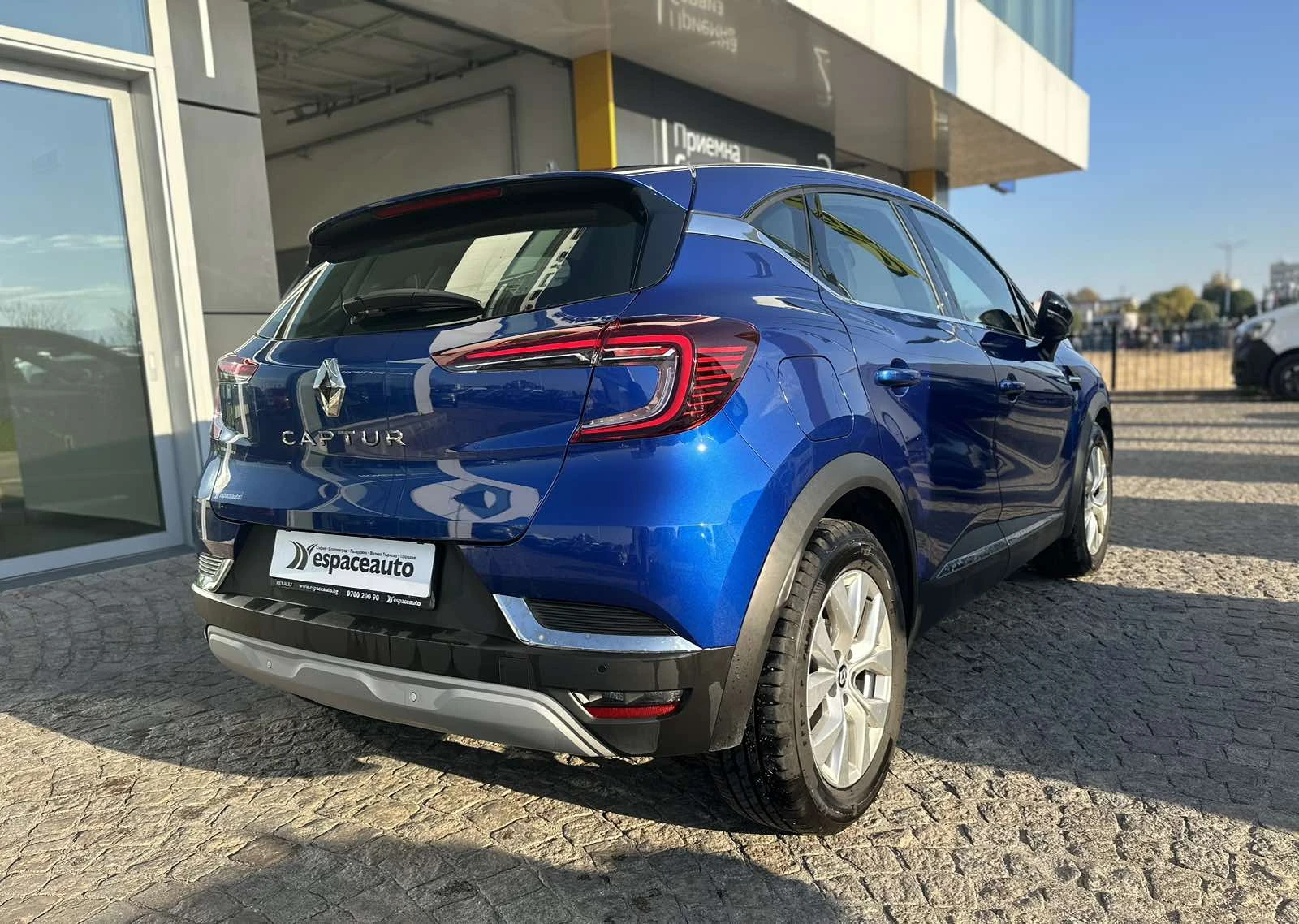 Renault Captur 1.3 TCe 140  - изображение 4