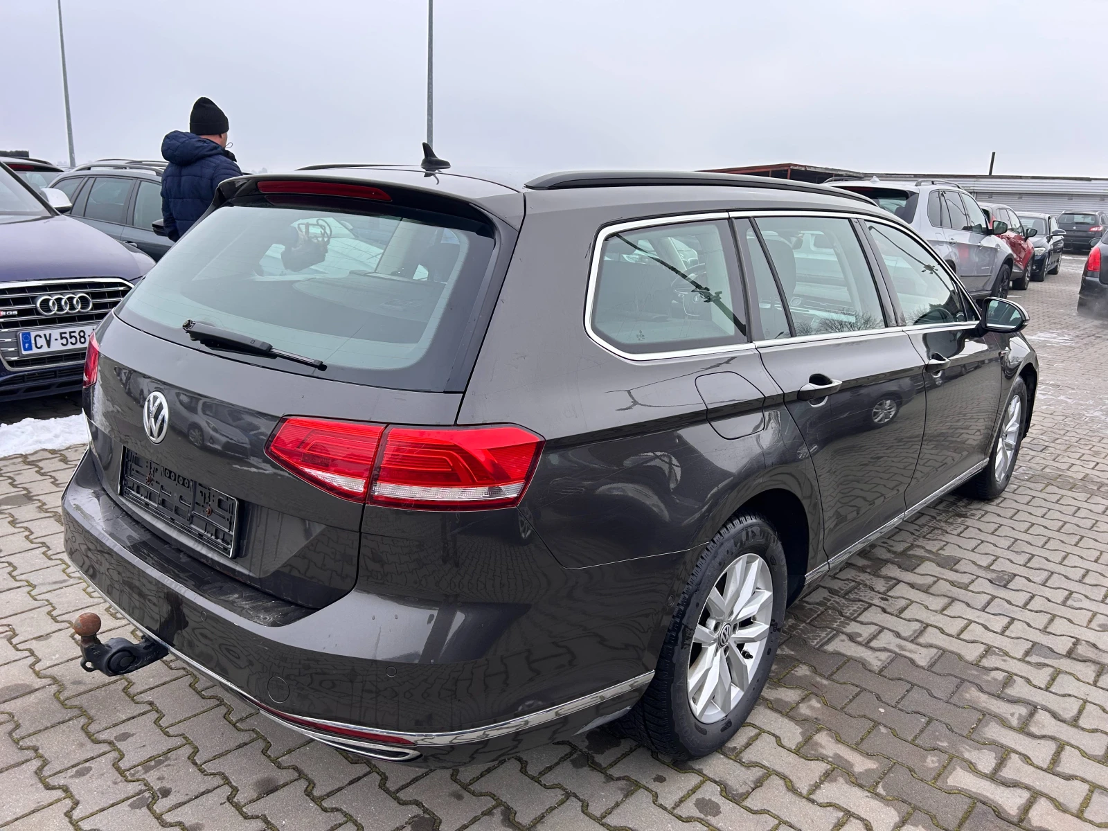 VW Passat 2.0TDI 4MOTION/AVTOMAT/NAVI  - изображение 6