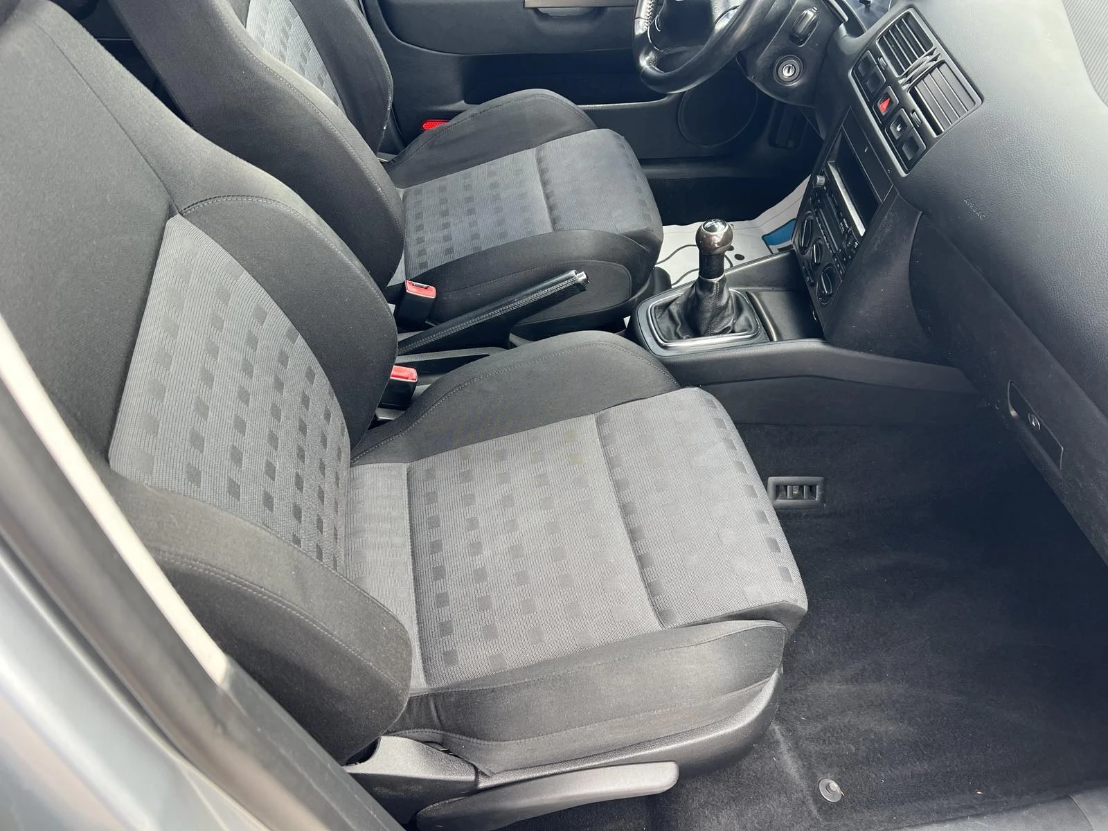 VW Bora 1.6 i | Mobile.bg — изображение 13