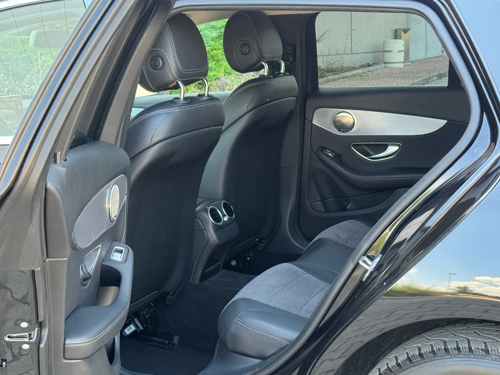 Mercedes-Benz C 220 2.2d-9G-TRONIC-4MATIC----LED-! | Mobile.bg   11