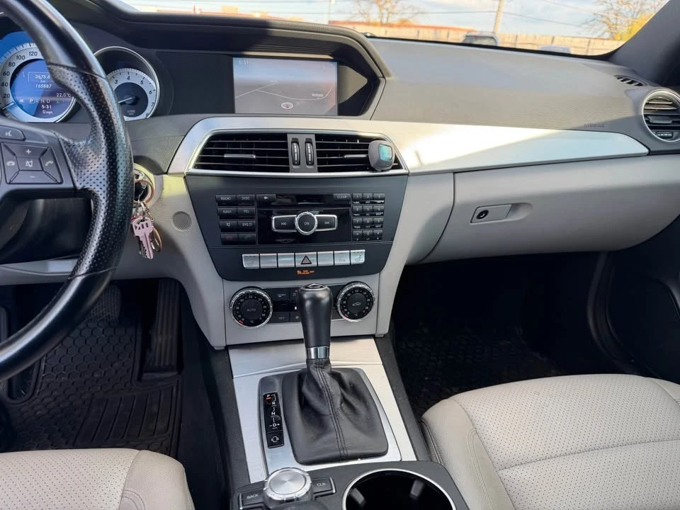 Mercedes-Benz C 250 * * CARFAX * *  * *  | Mobile.bg   11