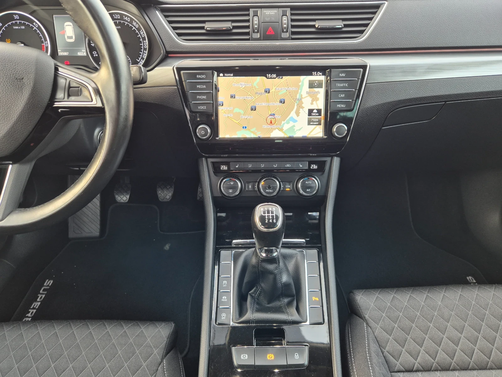 Skoda Superb 2.0 d-190k.s.NAVI | Mobile.bg   11