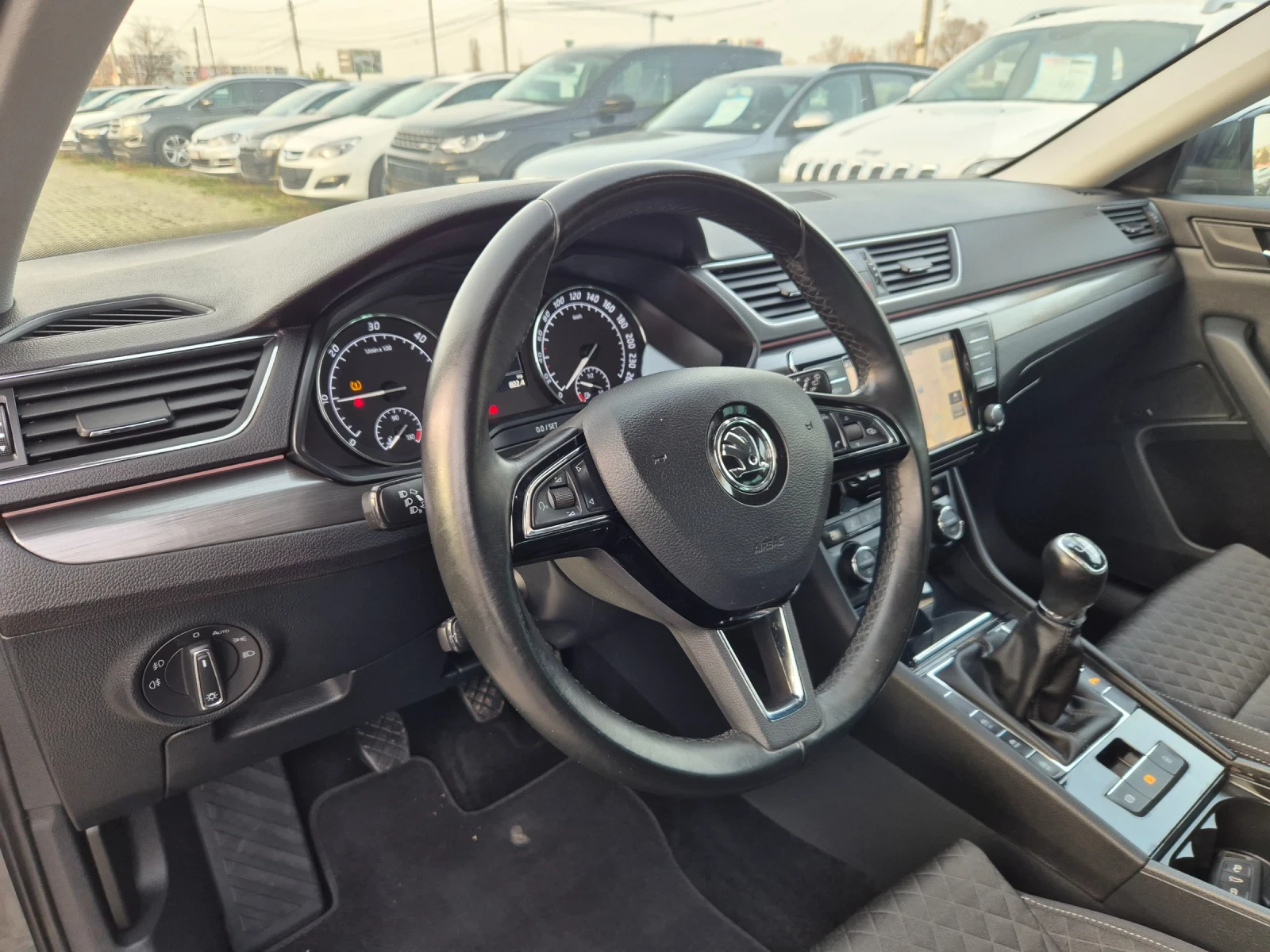 Skoda Superb 2.0 d-190k.s.NAVI - изображение 7