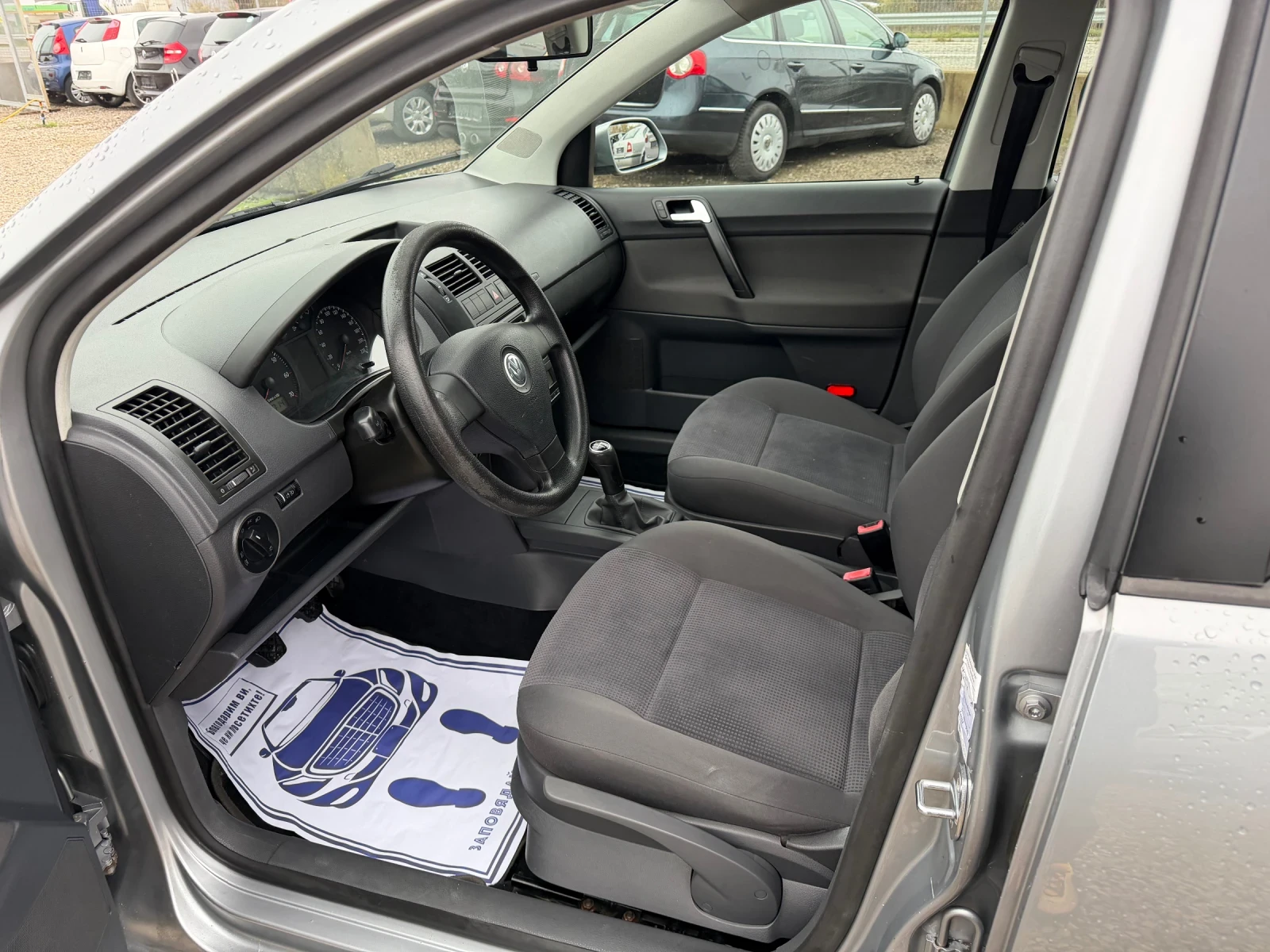 VW Polo 1.4i-80PS-КЛИМАТРОНИК - изображение 9