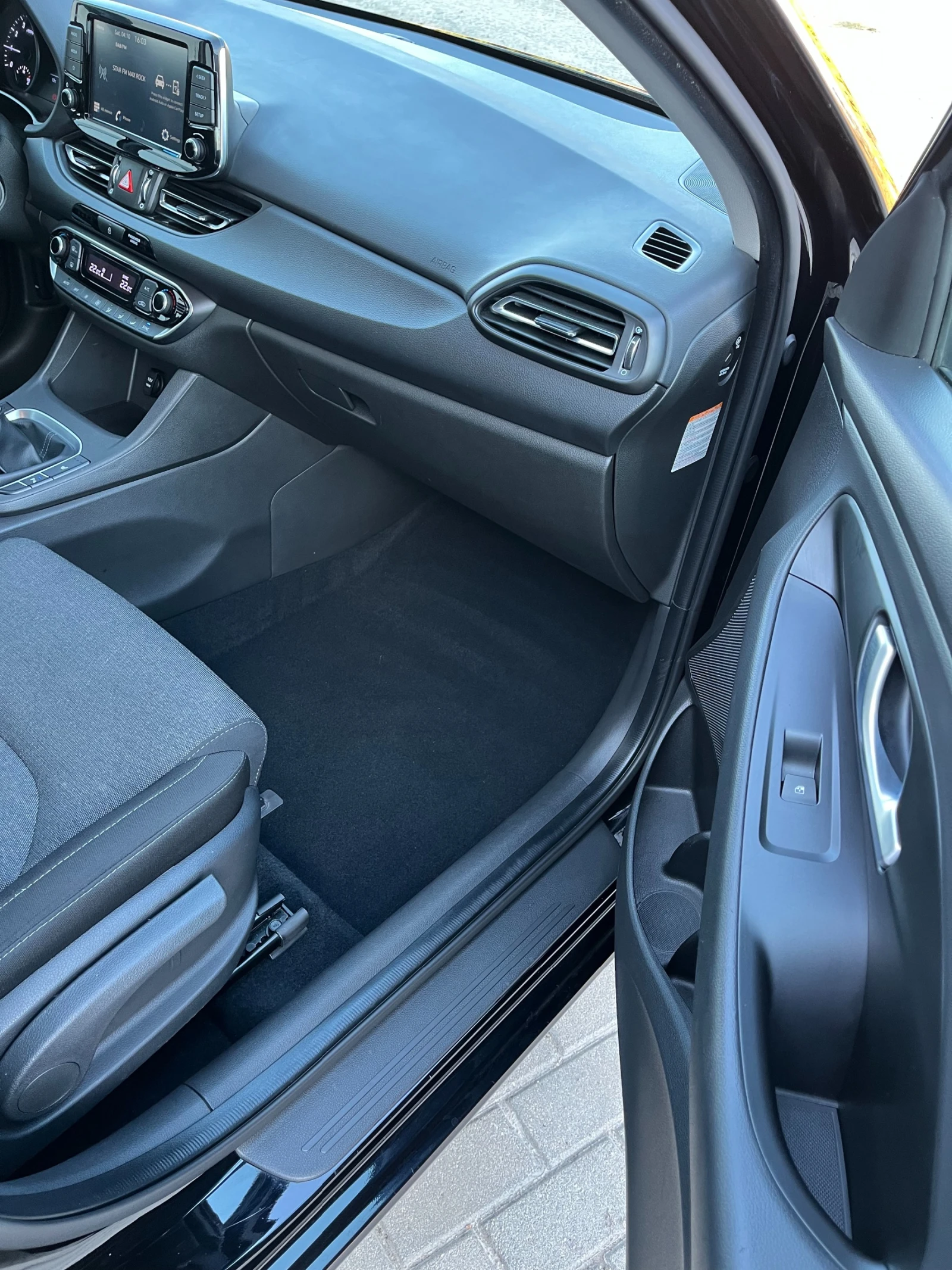 Hyundai I30 1.0 TURBO M-HEV 48V 120 �. �. , MILD Hybrid, CarP | Mobile.bg � ����������� 10