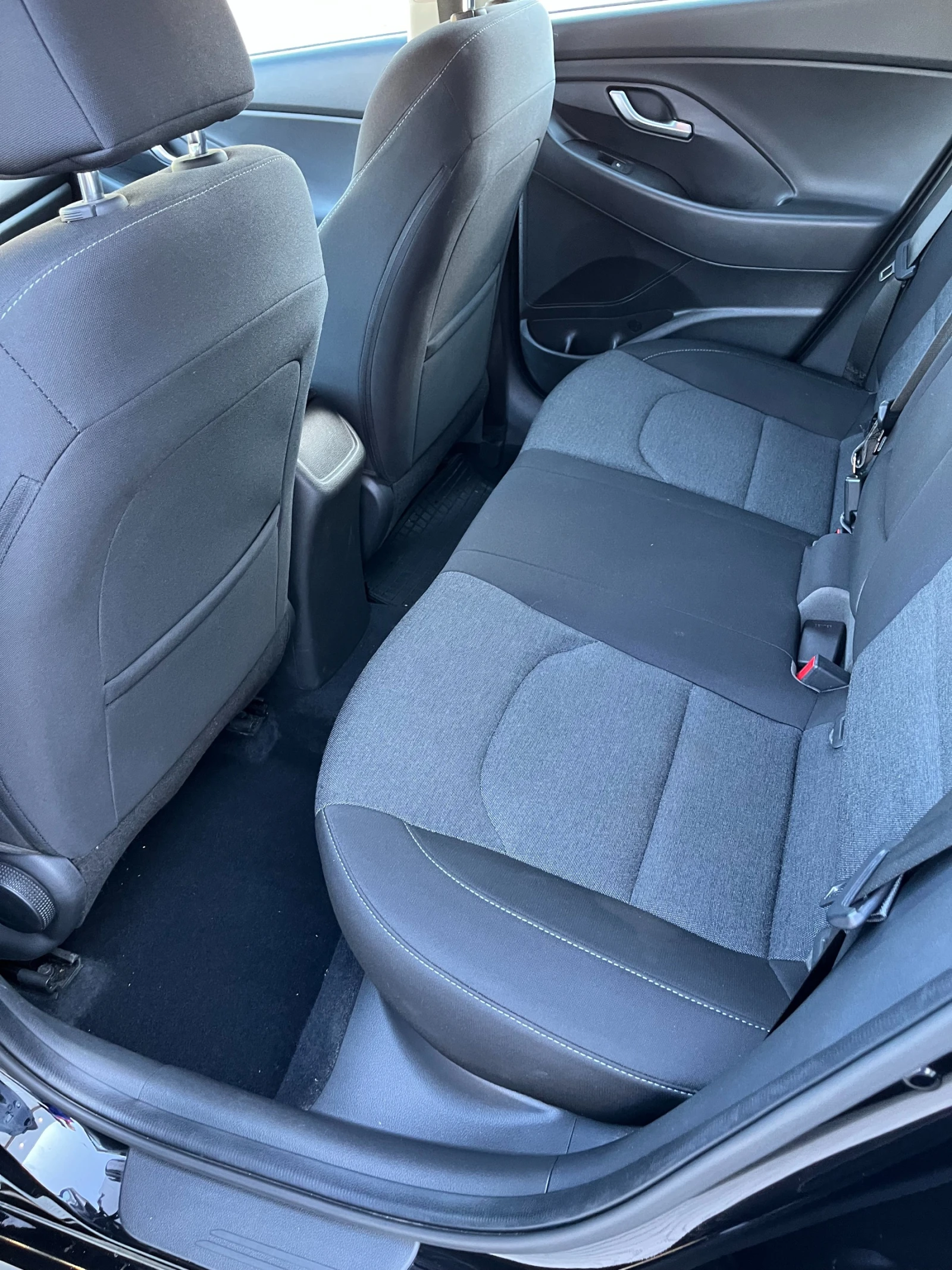 Hyundai I30 1.0 TURBO M-HEV 48V 120 �. �. , MILD Hybrid, CarP | Mobile.bg � ����������� 12