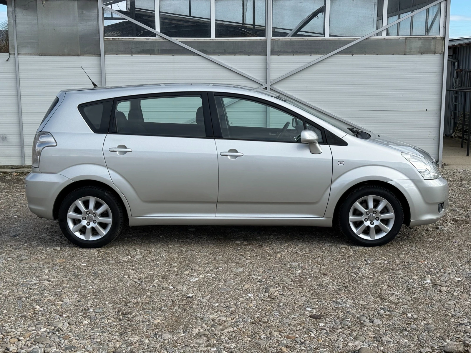 Toyota Corolla verso 2.0D4D 116�.�./��������/�����������/������ | Mobile.bg � ����������� 3