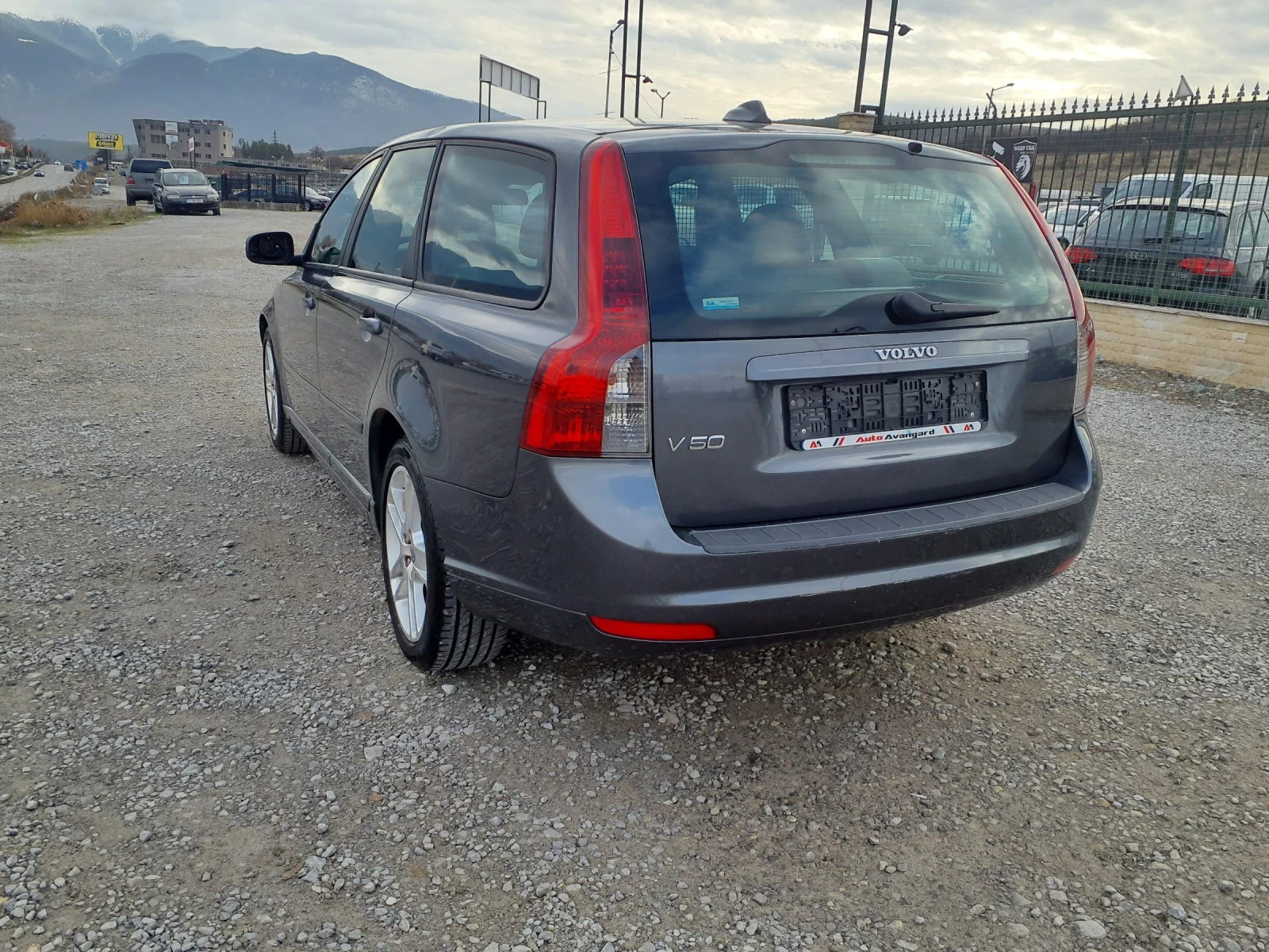 Volvo V50 1.6HDI 110 �.�  | Mobile.bg � ����������� 3
