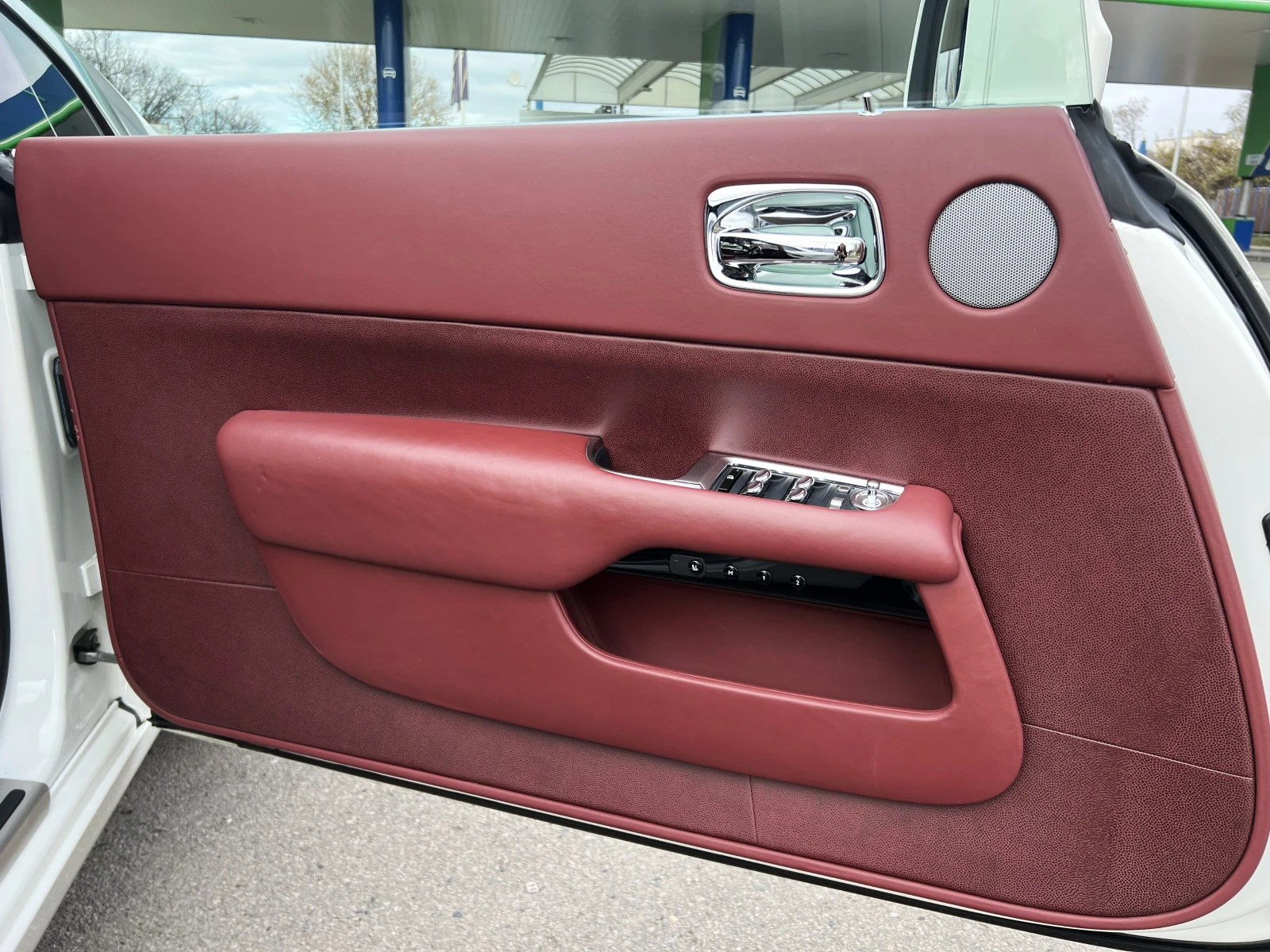 Rolls-Royce Wraith 6.6 V12/ TWO-TONE/ PANO/ 360/ - изображение 8