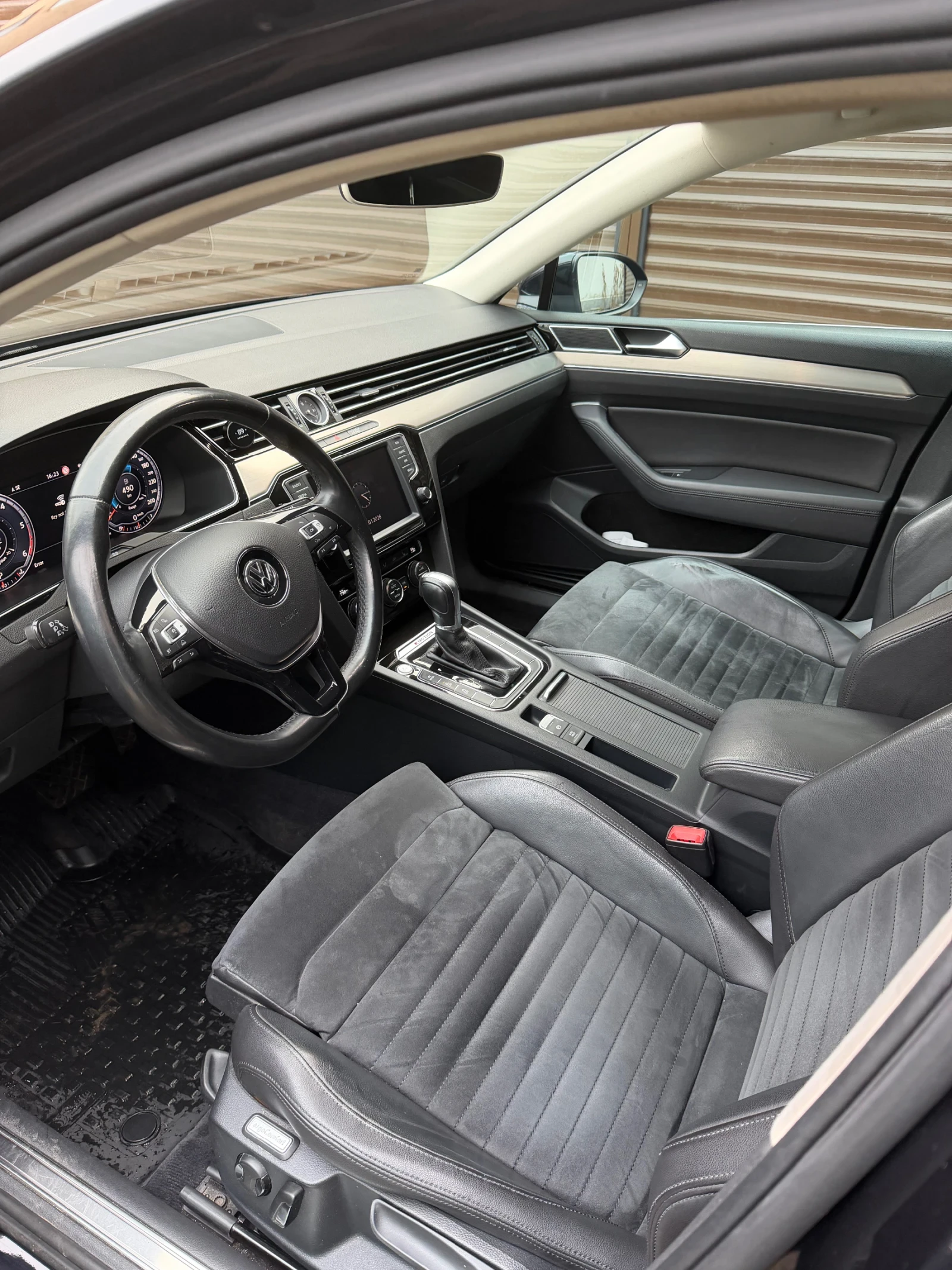 VW Passat VW Passat 2.0TDI Highline 4Motion 240кс - изображение 6